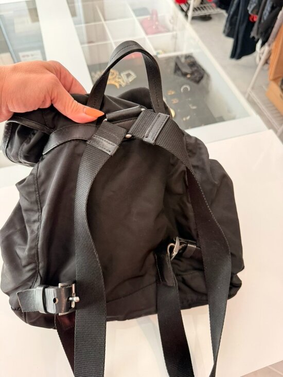 Vintage Prada Tessuto Nylon Backpack Black Triangle Logo 90s Made in Italy main image 4